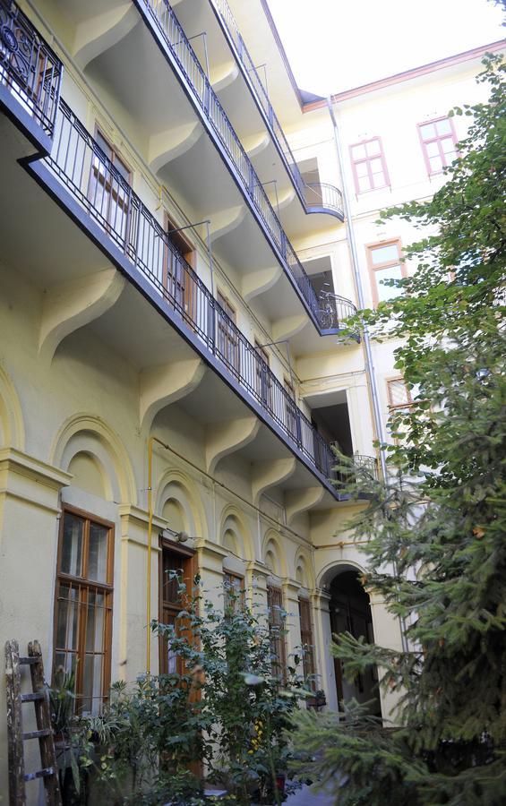 Opera Superior Liszt Ferenc Ter Apartment Budapest Exterior photo
