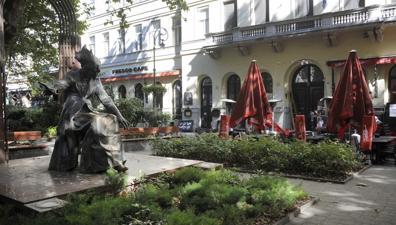 Opera Superior Liszt Ferenc Ter Apartment Budapest Exterior photo